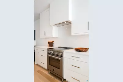 781 Post Road East #102, Westport, CT 06880 - Photo 4