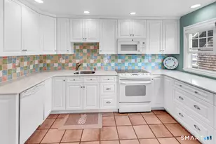 28 Gates Rd, Old Saybrook, CT 06475 - Photo 14