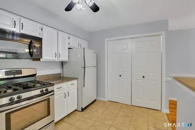 204 Ashmead Commons #204, Enfield, CT 06082 - Photo 6