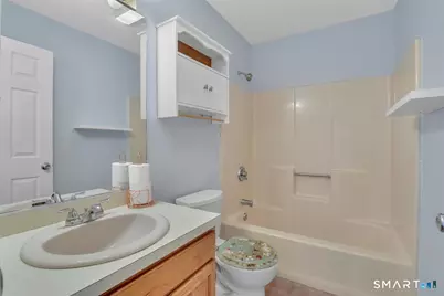 204 Ashmead Commons #204, Enfield, CT 06082 - Photo 18