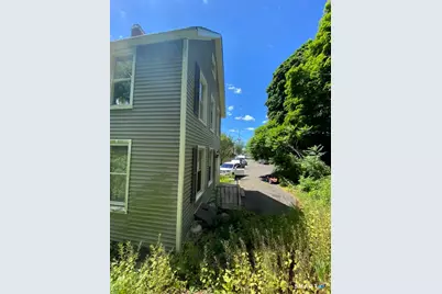 14 Brown Place, New Haven, CT 06512 - Photo 2
