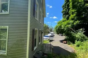 14 Brown Pl, New Haven, CT 06512 - Photo 2