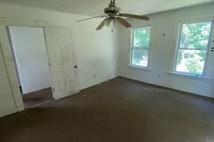 14 Brown Pl, New Haven, CT 06512 - Photo 16