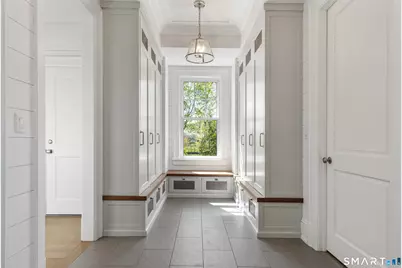 379 Ocean Drive West, Stamford, CT 06902 - Photo 18