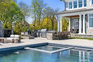 379 Ocean Dr W, Stamford, CT 06902 - Photo 36