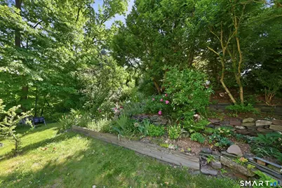 36 Hunting Hill Avenue, Middletown, CT 06457 - Photo 24