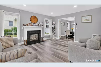371 Tyler Avenue, Groton, CT 06340 - Photo 6
