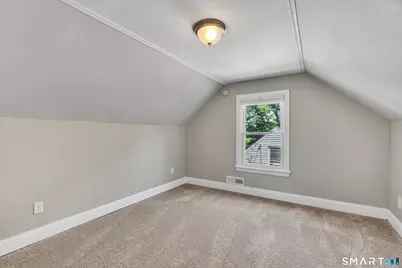 122 Macarthur Drive, Waterbury, CT 06704 - Photo 34