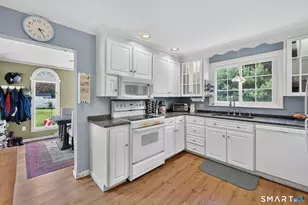 22 Chapin Ave, Rocky Hill, CT 06067 - Photo 16