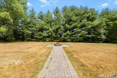 32 Justine Drive, North Haven, CT 06473 - Photo 4