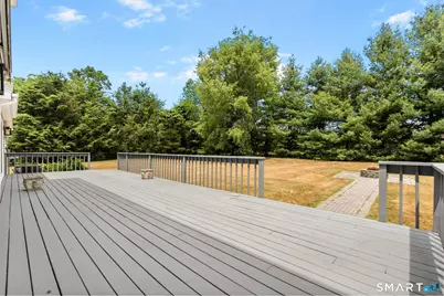 32 Justine Drive, North Haven, CT 06473 - Photo 30
