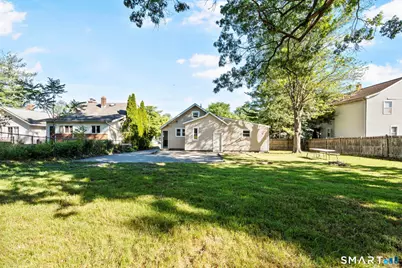 30 Homeside Avenue, West Haven, CT 06516 - Photo 18