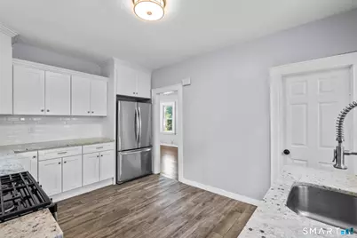 30 Homeside Avenue, West Haven, CT 06516 - Photo 4