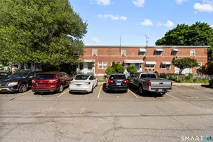 186 Ct D Building 60, Bridgeport, CT 06610 - Photo 6