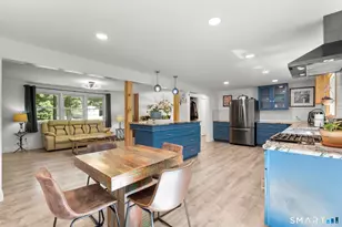 67 Winterberry Cir, Westbrook, CT 06498 - Photo 6