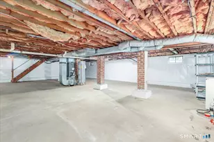 2437 Bedford St, Stamford, CT 06905 - Photo 18
