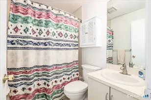 2437 Bedford St, Stamford, CT 06905 - Photo 14