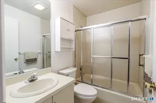 2437 Bedford St, Stamford, CT 06905 - Photo 16