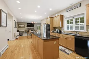 27 Quail Run Rd, Mansfield, CT 06268 - Photo 12