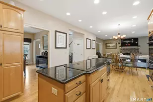 27 Quail Run Rd, Mansfield, CT 06268 - Photo 8