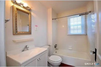 53 Robin Road #B1, West Hartford, CT 06119 - Photo 8