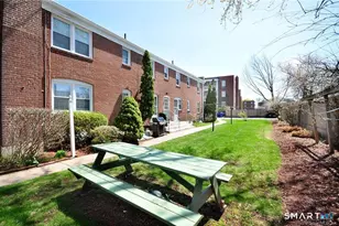 53 Robin Rd, West Hartford, CT 06119 - Photo 14