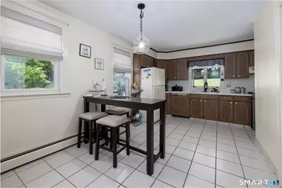 33 Maplewood Street, Waterbury, CT 06708 - Photo 4