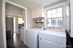 26 Greystone Rd, West Hartford, CT 06107 - Photo 18