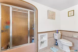 102 Pearl St, Torrington, CT 06790 - Photo 26