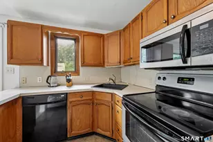 138 Butternut Ln, Bristol, CT 06010 - Photo 6