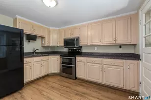 75 Peterson Ave, Waterbury, CT 06705 - Photo 28