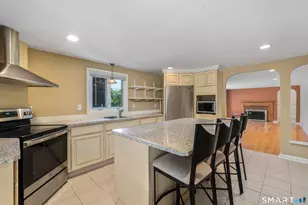 75 Peterson Ave, Waterbury, CT 06705 - Photo 8