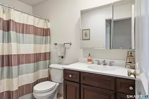 11 Mannions Ln, Danbury, CT 06810 - Photo 28