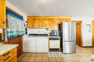 75 Lawndale Ave, Bristol, CT 06010 - Photo 22