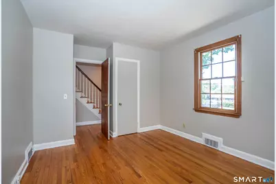 28 Whiting Lane, West Hartford, CT 06119 - Photo 16