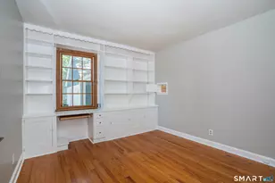28 Whiting Ln, West Hartford, CT 06119 - Photo 18