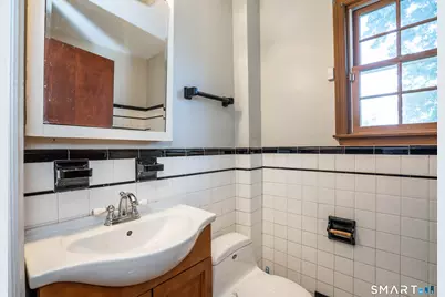 28 Whiting Lane, West Hartford, CT 06119 - Photo 20