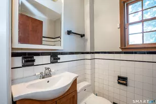 28 Whiting Ln, West Hartford, CT 06119 - Photo 20