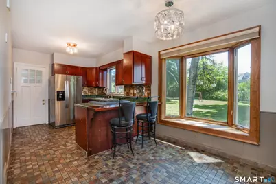28 Whiting Lane, West Hartford, CT 06119 - Photo 6