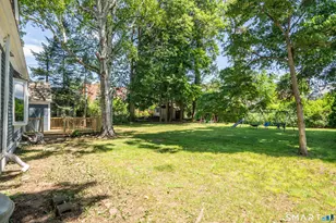 28 Whiting Ln, West Hartford, CT 06119 - Photo 38
