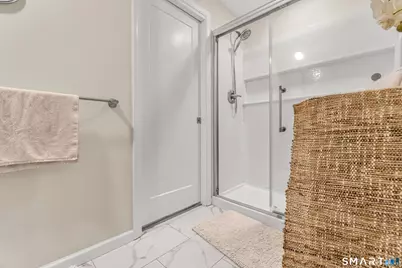 462 Glendale Avenue #20, Bridgeport, CT 06606 - Photo 14