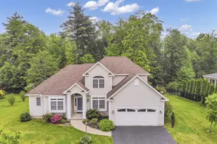 21 Beaudry Ln, Bloomfield, CT 06002 - Photo 2