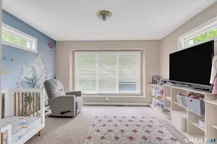 21 Beaudry Ln, Bloomfield, CT 06002 - Photo 12