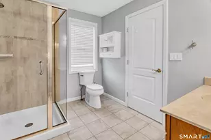 21 Beaudry Ln, Bloomfield, CT 06002 - Photo 14