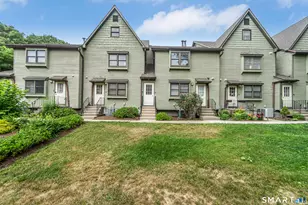 462 Glendale Ave, Bridgeport, CT 06606 - Photo 2