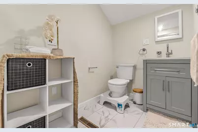 462 Glendale Avenue #20, Bridgeport, CT 06606 - Photo 16