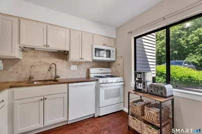 384 Monticello Drive #384, Branford, CT 06405 - Photo 14