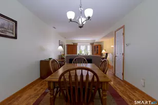 144 Barn Finch Cir, Naugatuck, CT 06770 - Photo 8