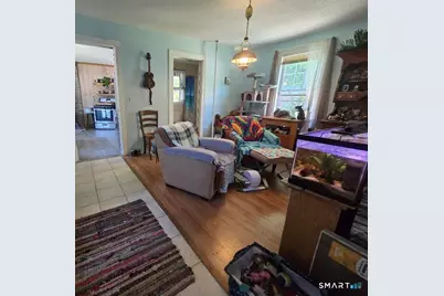 35 Maple Avenue, Enfield, CT 06082 - Photo 2