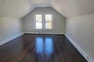 590 High St, Middletown, CT 06457 - Photo 2